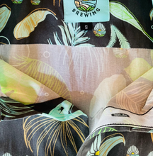 Load image into Gallery viewer, Big Beach Hawaiian Button-Down Shirt
